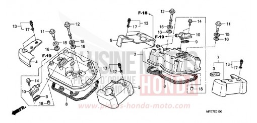 ZYLINDERKOPFDECKEL VT750C2BA de 2010
