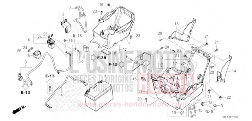 BATTERIE/UNTENSILIENBEHAELTER CMX1100D2P de 2023