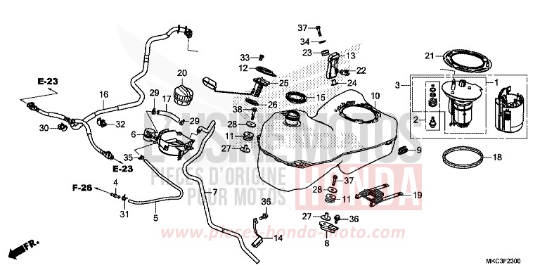 RESERVOIR A CARBURANT von GL1800 DARKNESS BLACK METALLIC (NH463) von 2018
