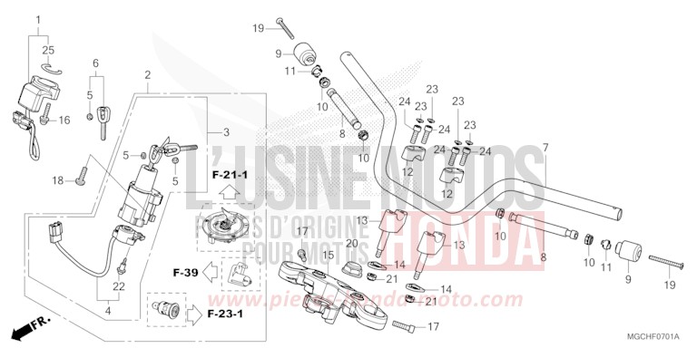 ROHRGRIFF/OBERE BRUECKE (CB1100CA/CAD/NA/NAD) von CB1100 CANDY PROMINENCE RED (R342) von 2017