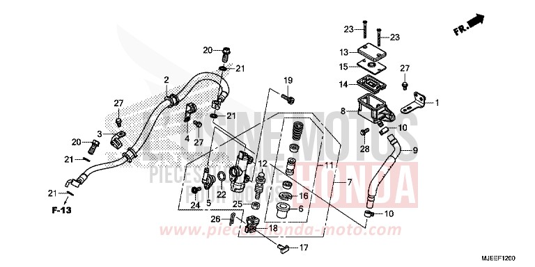 REAR BRAKE MASTER CYLINDER (CB650F) von CB650F PEARL HIMALAYAS WHITE (NHA87) von 2014
