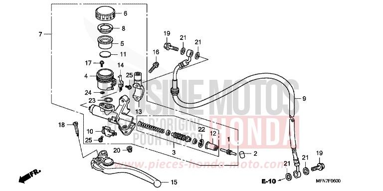 MAITRE-CYLINDRE von CB1000R PEARL COOL WHITE (NHA16) von 2011