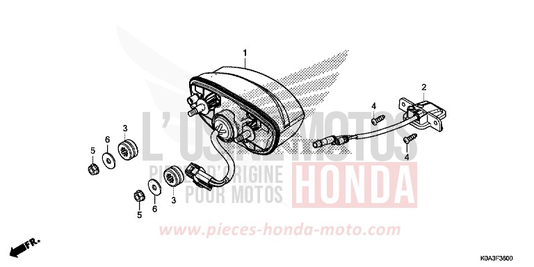 FEU ARRIERE von CB300R MAT CRYPTON SILVER MATALLIC (NHA40) von 2019