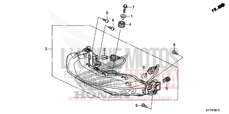 FEUX COMBINES ARRIERE von SH125AD PEARL COOL WHITE (NHA16) von 2019