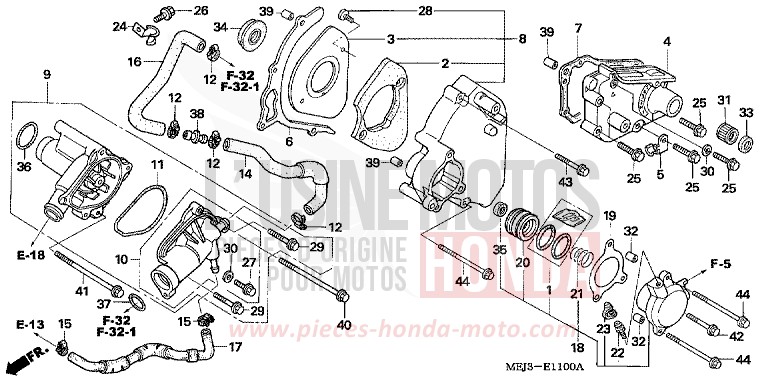 HINTERE ABDECKUNG, LINKS/WASSERPUMPE von CB1300 PEARL HERON BLUE (PB332) von 2005