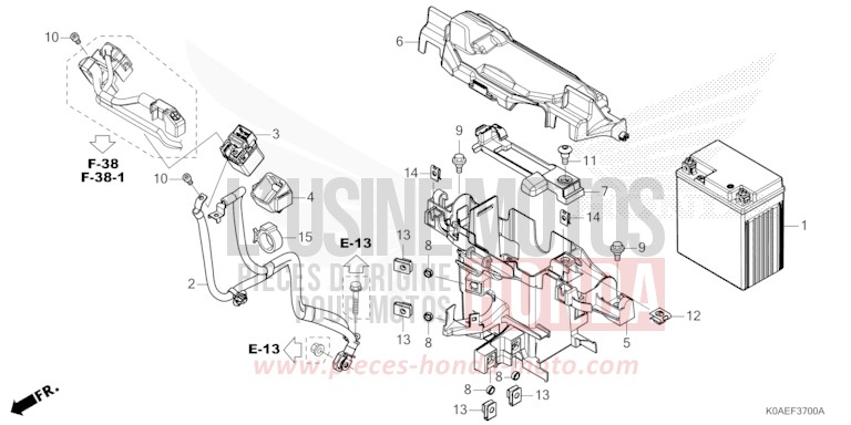 BATTERIE von CB300R CANDY CHROMOSPHERE RED (R381) von 2022
