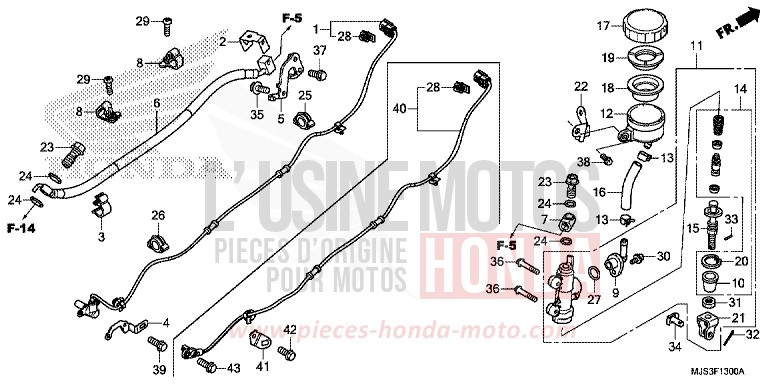 REAR BRAKE MASTER CYLINDER von NC750J MAT BALLISTIC BLACK METALLIC (NHA86) von 2015