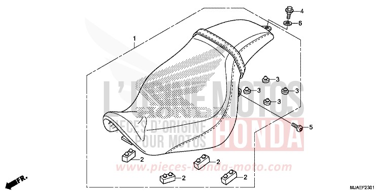 SITZ (VT750C2B/C2S) von Shadow GRAPHITE BLACK (NHB01) von 2014