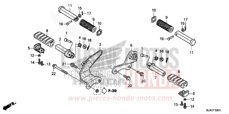 STUFE (VT750CS/C2B/C2S/C) von Shadow TITANIUM BLADE METALLIC (YR316) von 2014